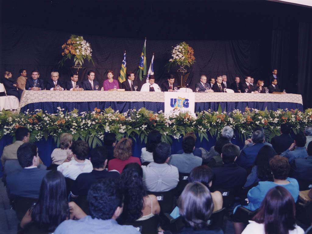 1999 - Posse primeiro Reitor