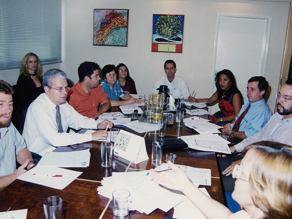 2000 - Instalação do Conselho Acadêmico
