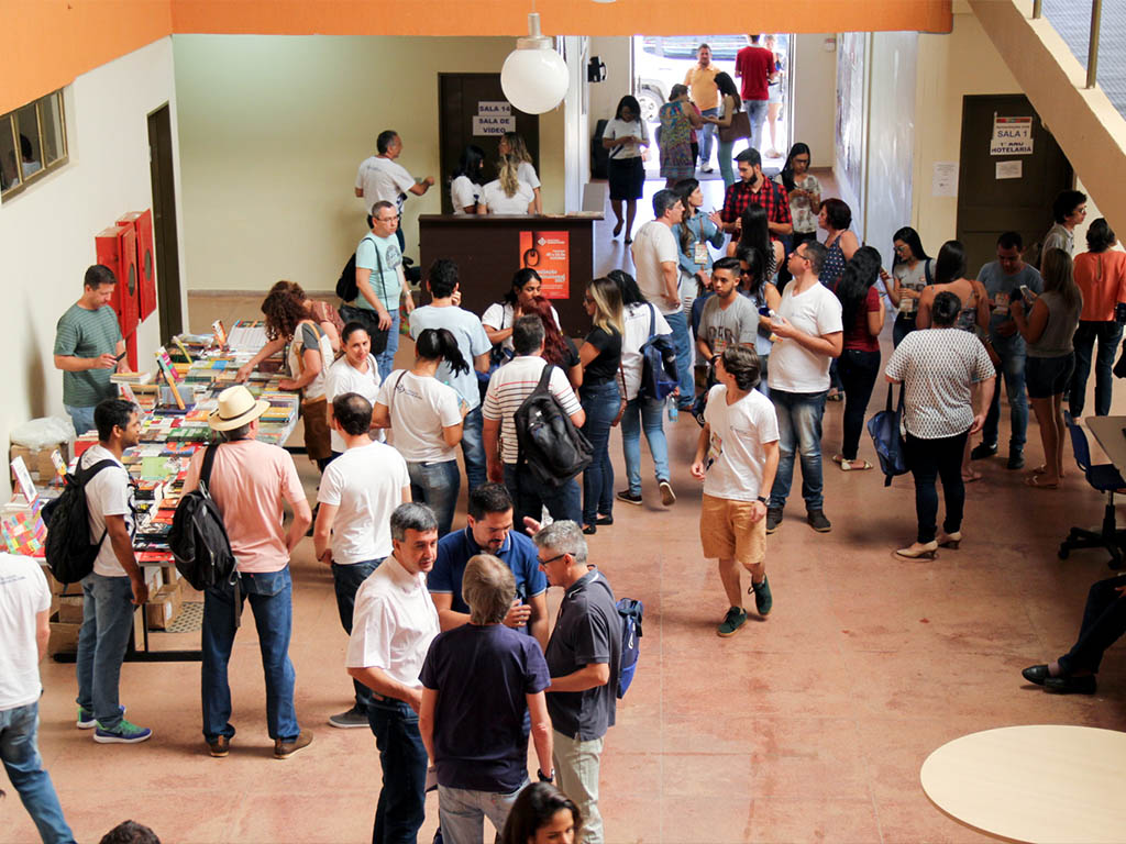 Anualmente - CEPE UEG
