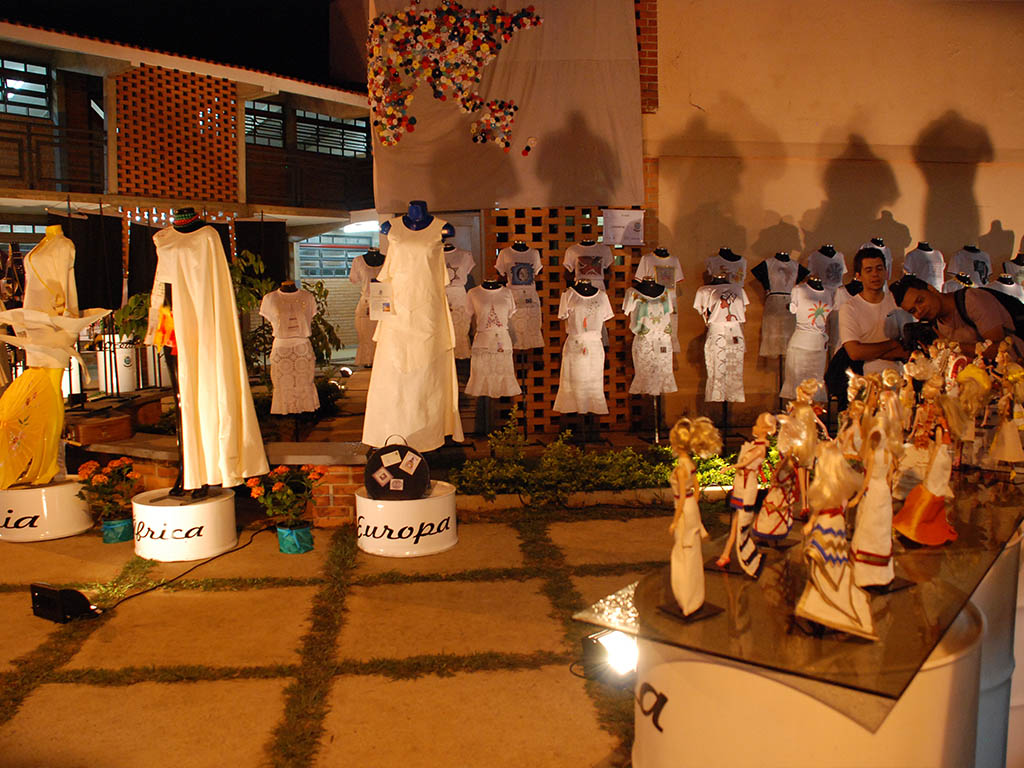 2016 - UEG Mostra Moda
