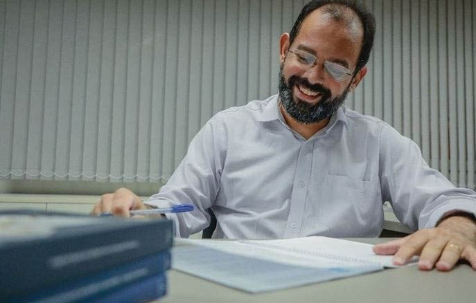 Antonio Cruvinel Borges Neto –  Da moda ao reitorado