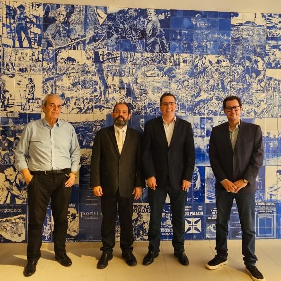 Antonio Cruvinel Borges Neto –  Da moda ao reitorado