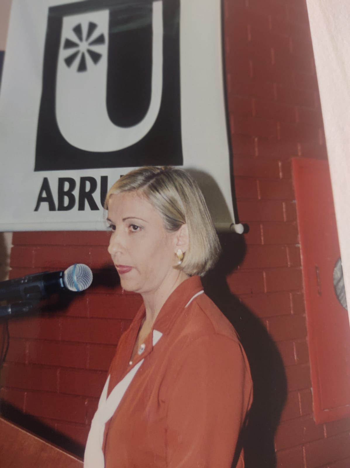 Márcia Costa - Comunicação feita com elegância